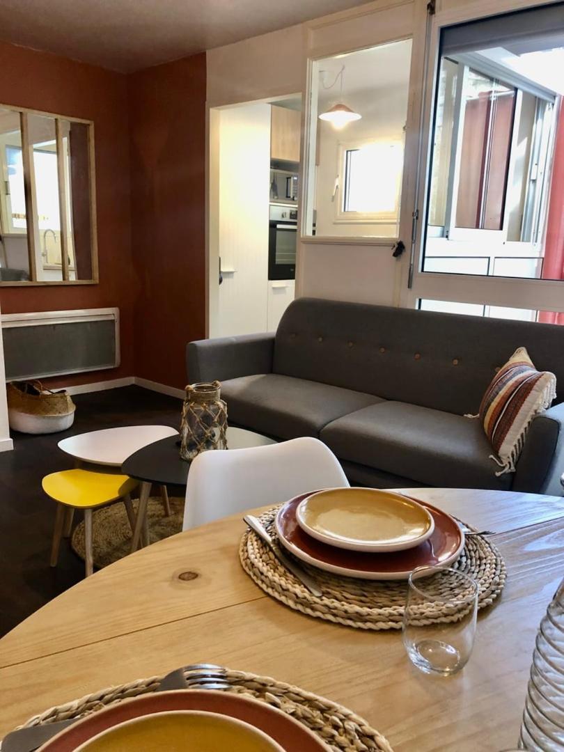 Le Carnot: City Centre With Parking Space Leilighet Poitiers Eksteriør bilde
